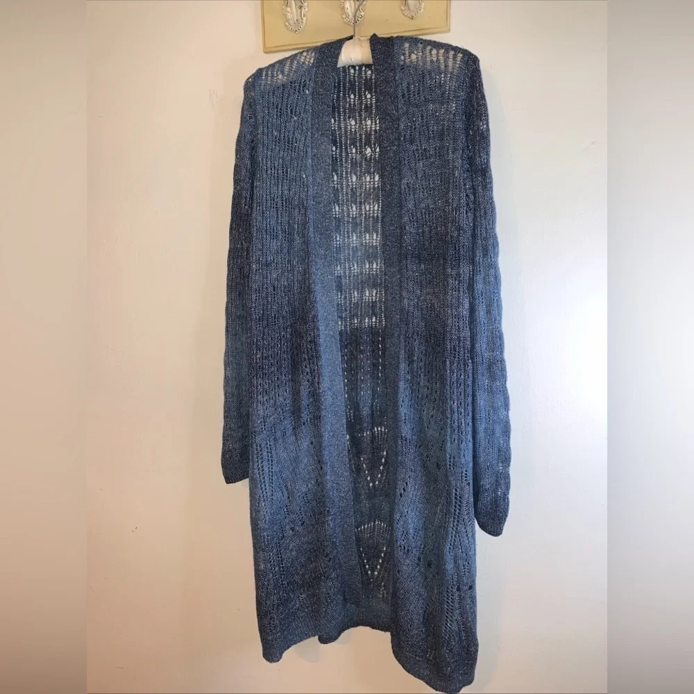 Womens Knit Cardigan Womens Blue Eyelet Long Sleeve Side Slit Sz Lg Fits XL-1X - Picture 7 of 12